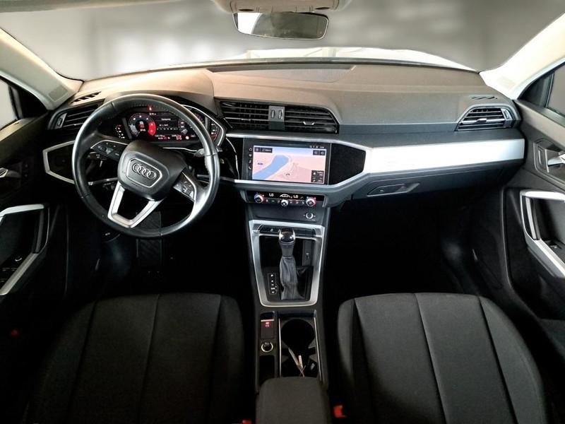 AUDI Q3 35 TDI S tronic Business Advanced