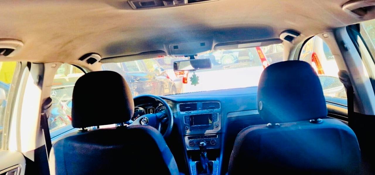 Volkswagen Golf Business 1.6 TDI 5p. Highline BlueMotion Technology