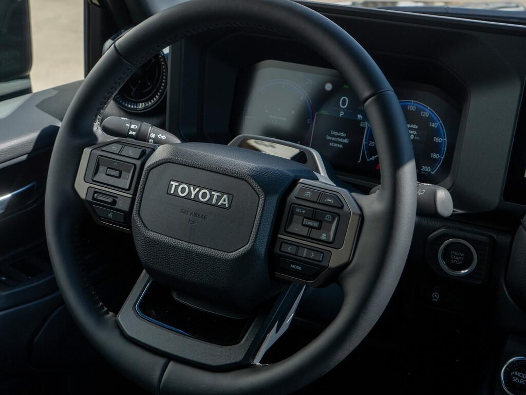 Toyota Land Cruiser 2.8 mhev Adventure awd auto