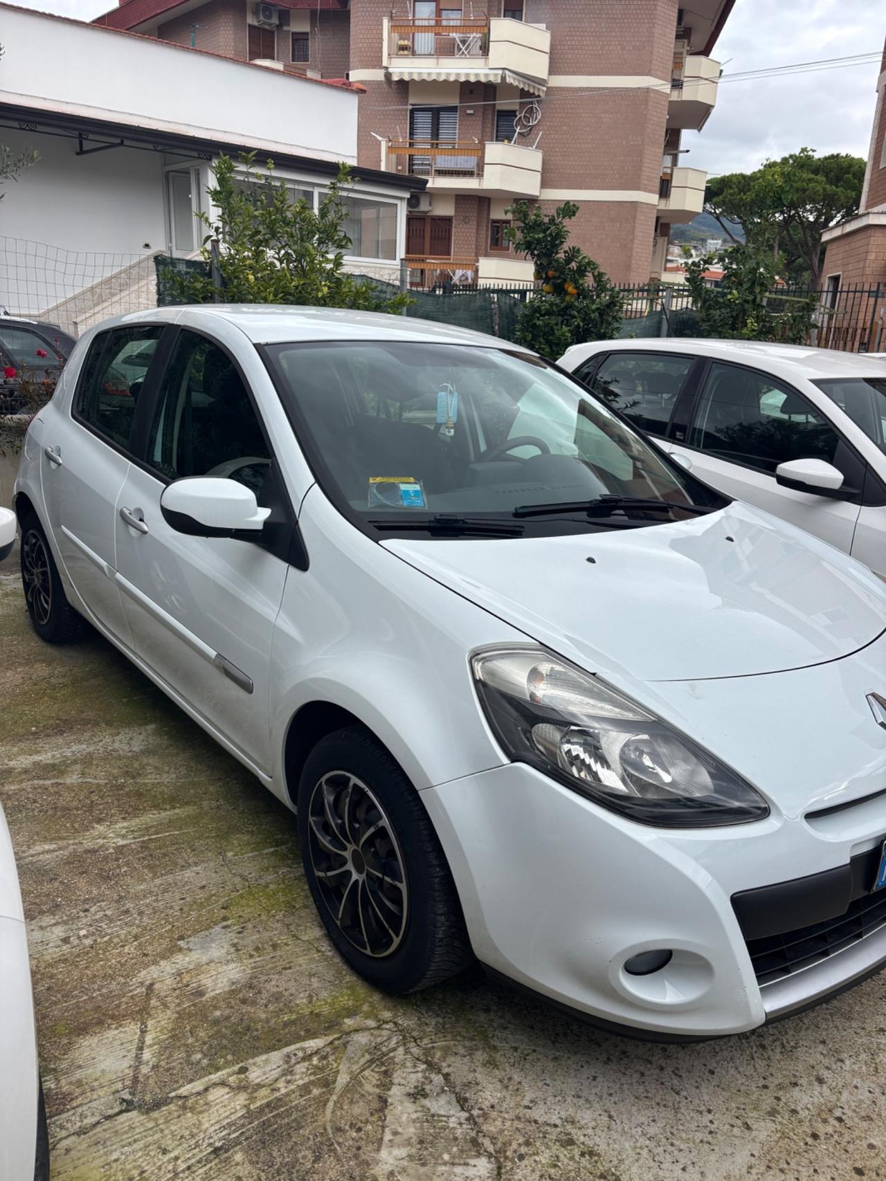 Renault Clio 1.2 16V 5 porte GPL Dynamique