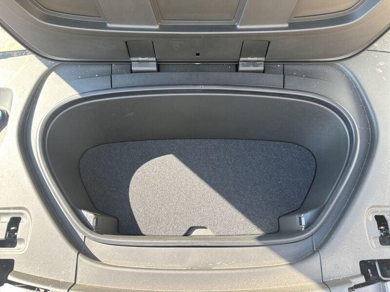 Volvo XC40 Recharge Pure Electric Single Motor RWD Plus
