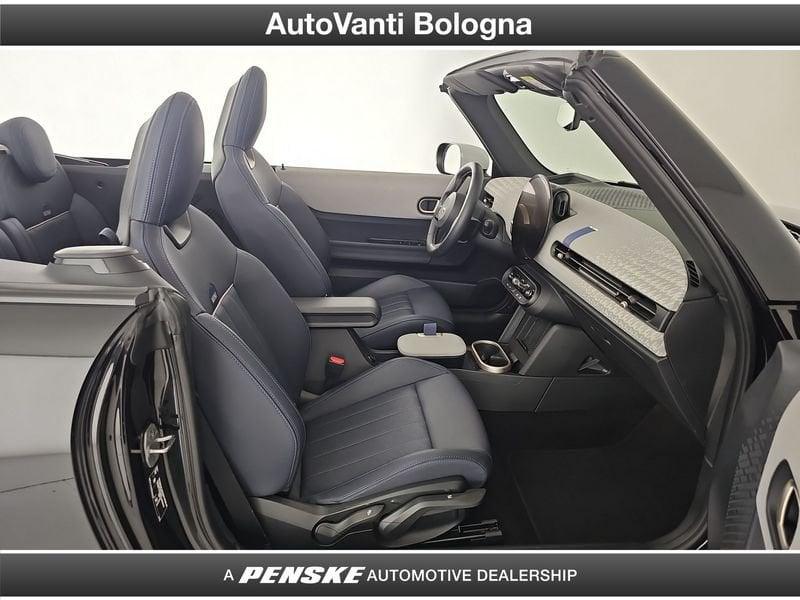 MINI Cooper Mini Cooper Cabrio 2.0 C Favoured auto