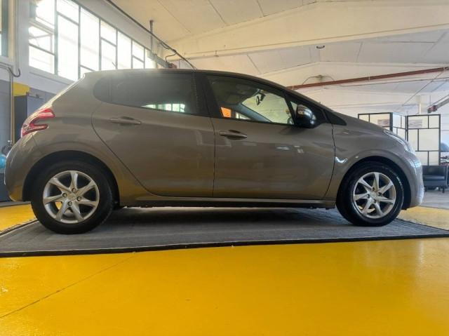 Peugeot 208 Peugeot 208 1.4 hdi 8v Access 5p