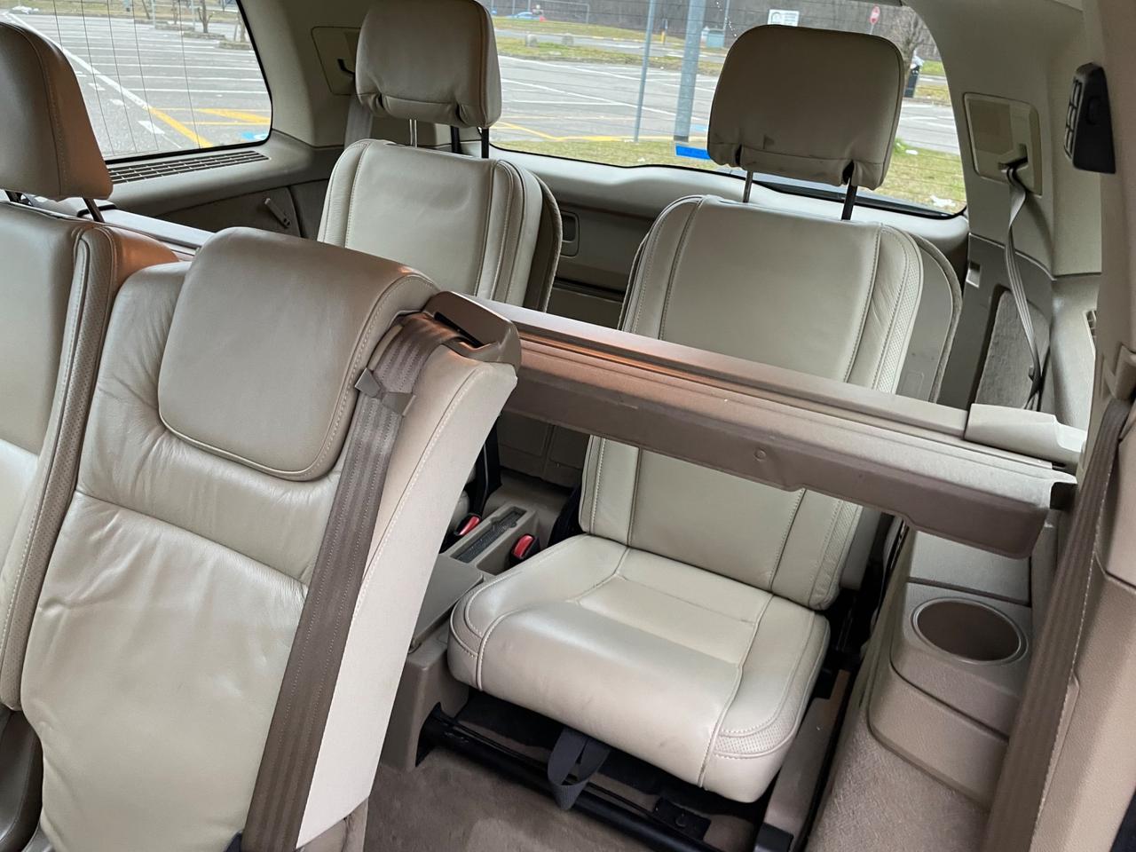 Volvo XC 90 XC90 2.4 D5 185 CV aut. AWD Executive* 7 posti *