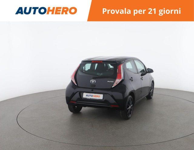 TOYOTA Aygo 1.0 VVT-i 69 CV 5 porte x-play TSS