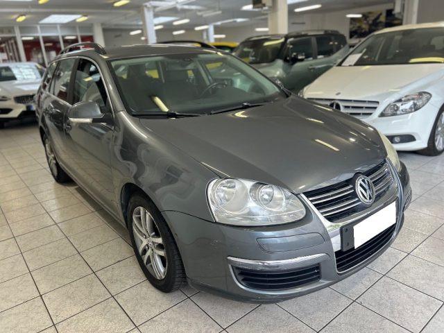 VOLKSWAGEN Golf Var. 1.9 TDI DPF Comfortline + GANCIO TRAINO