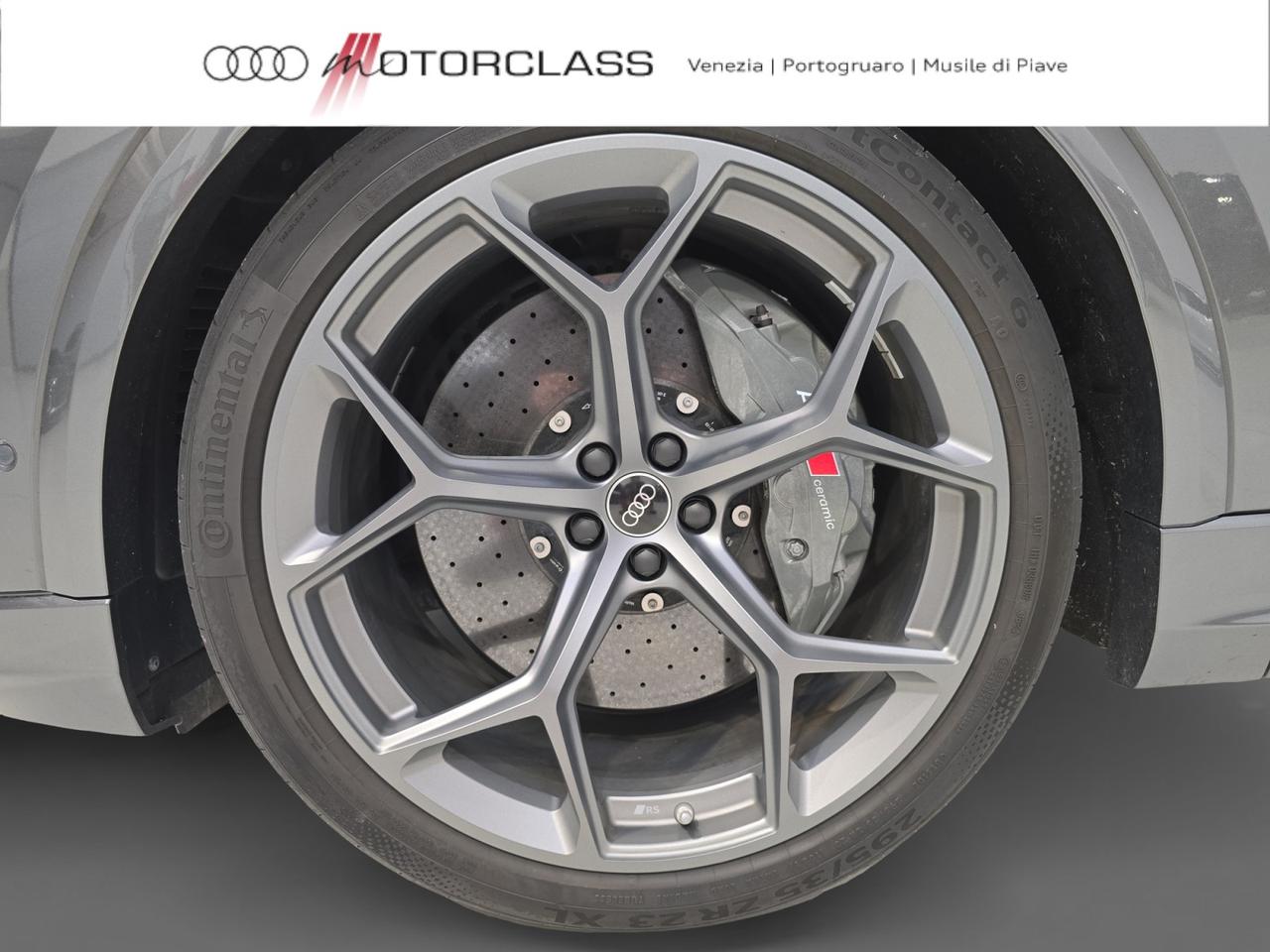 Audi RSQ8 rs 4.0 v8 mhev 48v 640cv performance tiptronic