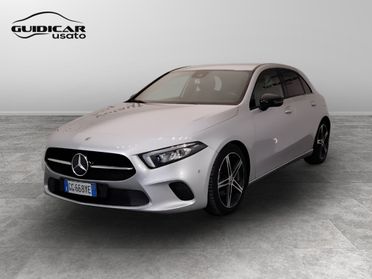 Mercedes-Benz Classe A - W177 2018 - A 180 d Sport auto