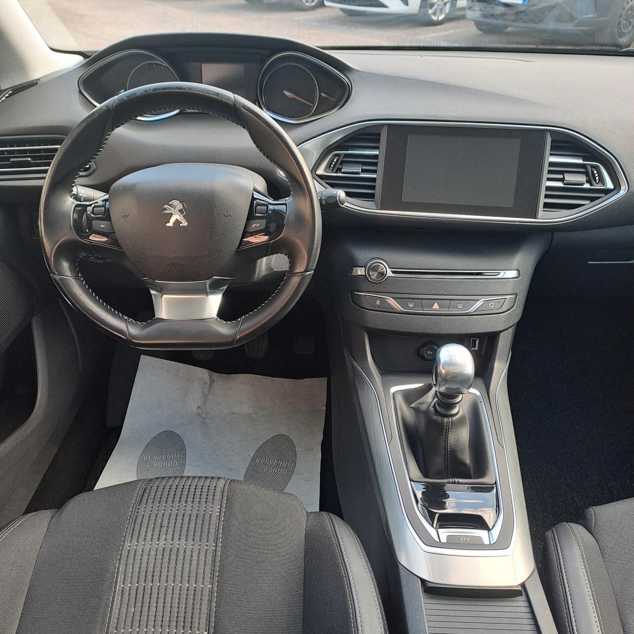 Peugeot 308 1.5 Bluehdi 130cv Allure