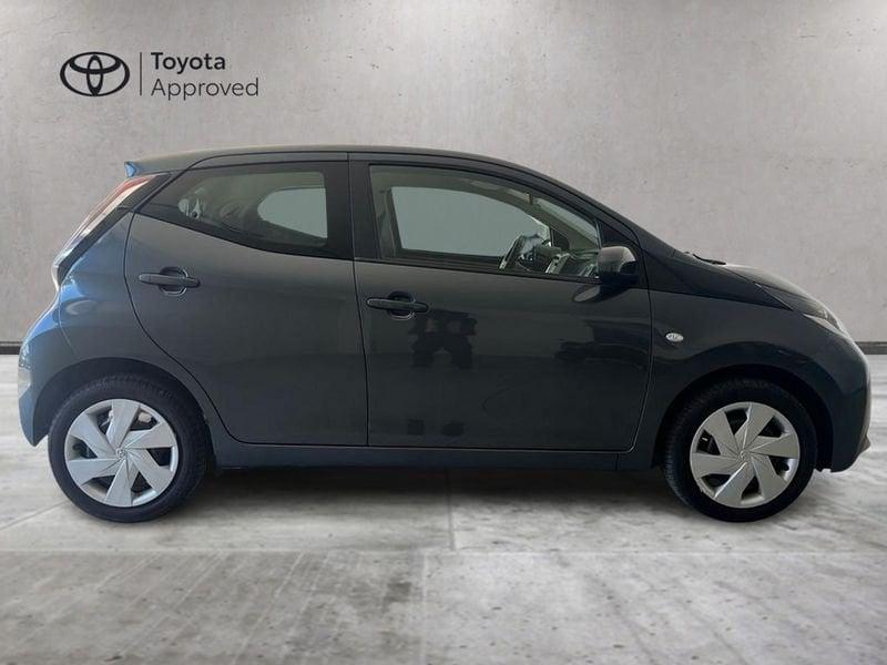 Toyota Aygo Aygo 5p 1.0 x-play tss