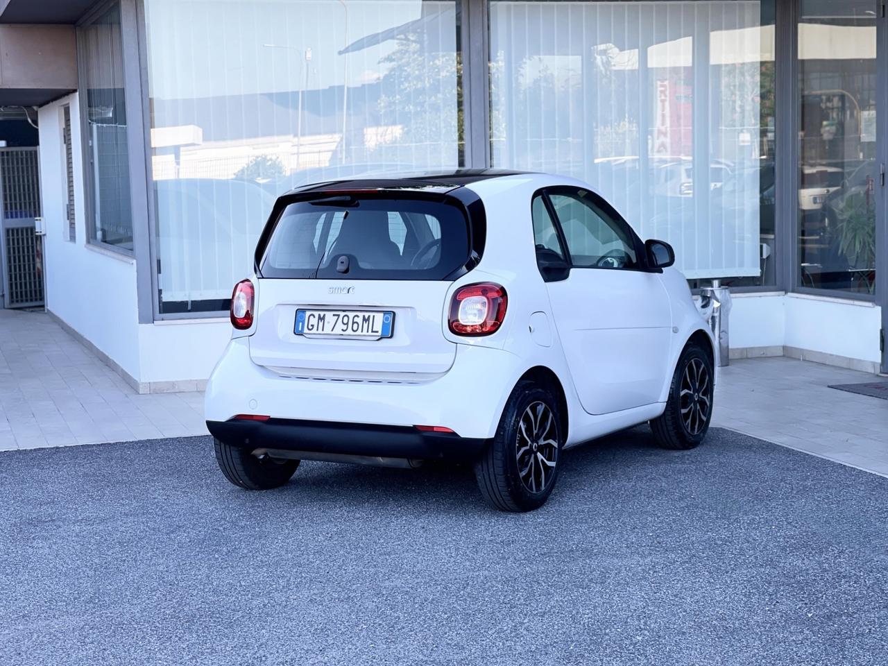 Smart ForTwo 1.0 Benzina 71CV E6 Automatica Neo - 2019