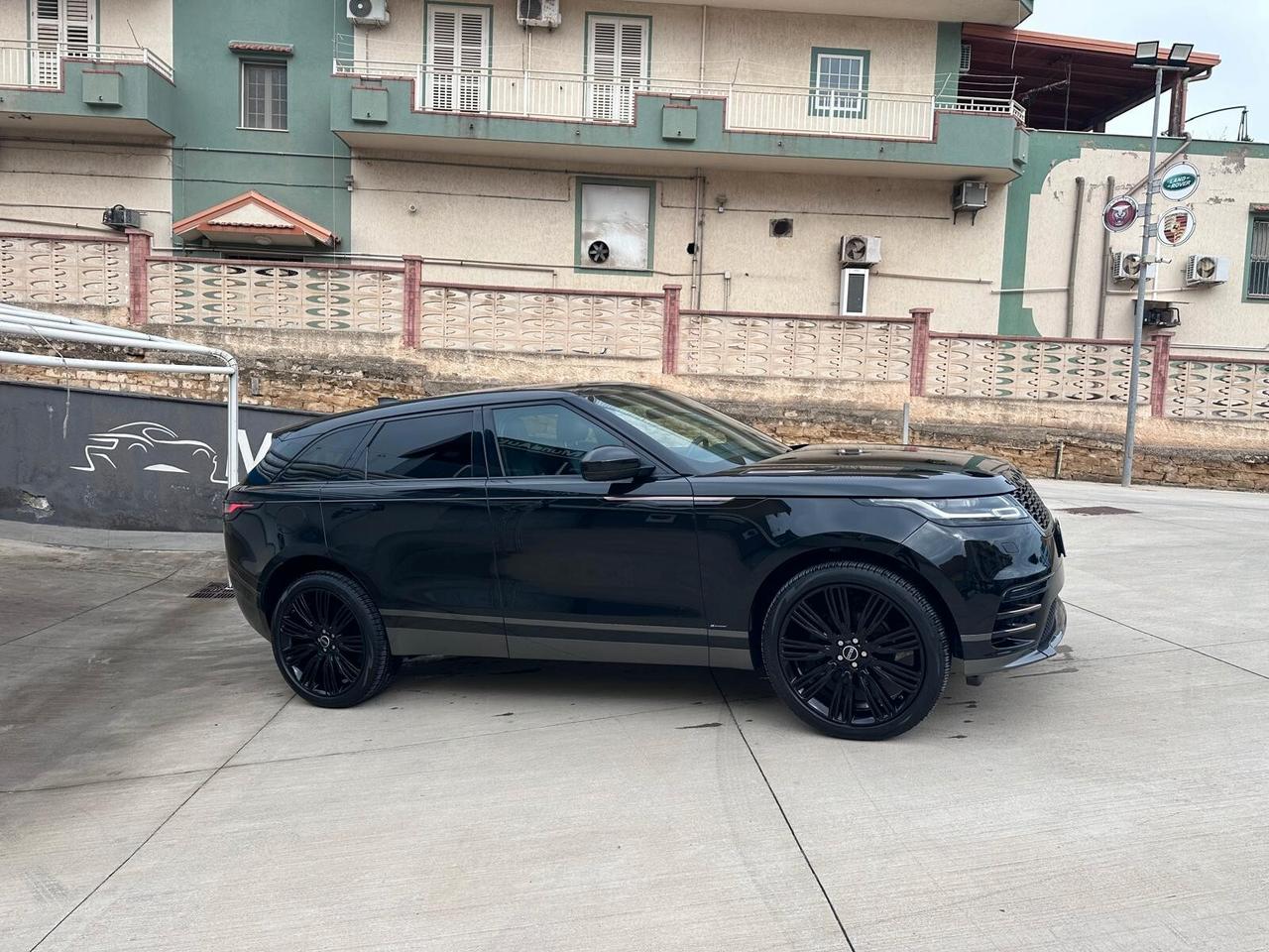 Land Rover Range Velar 2.0D I4 240 CV R-Dynamic HSE