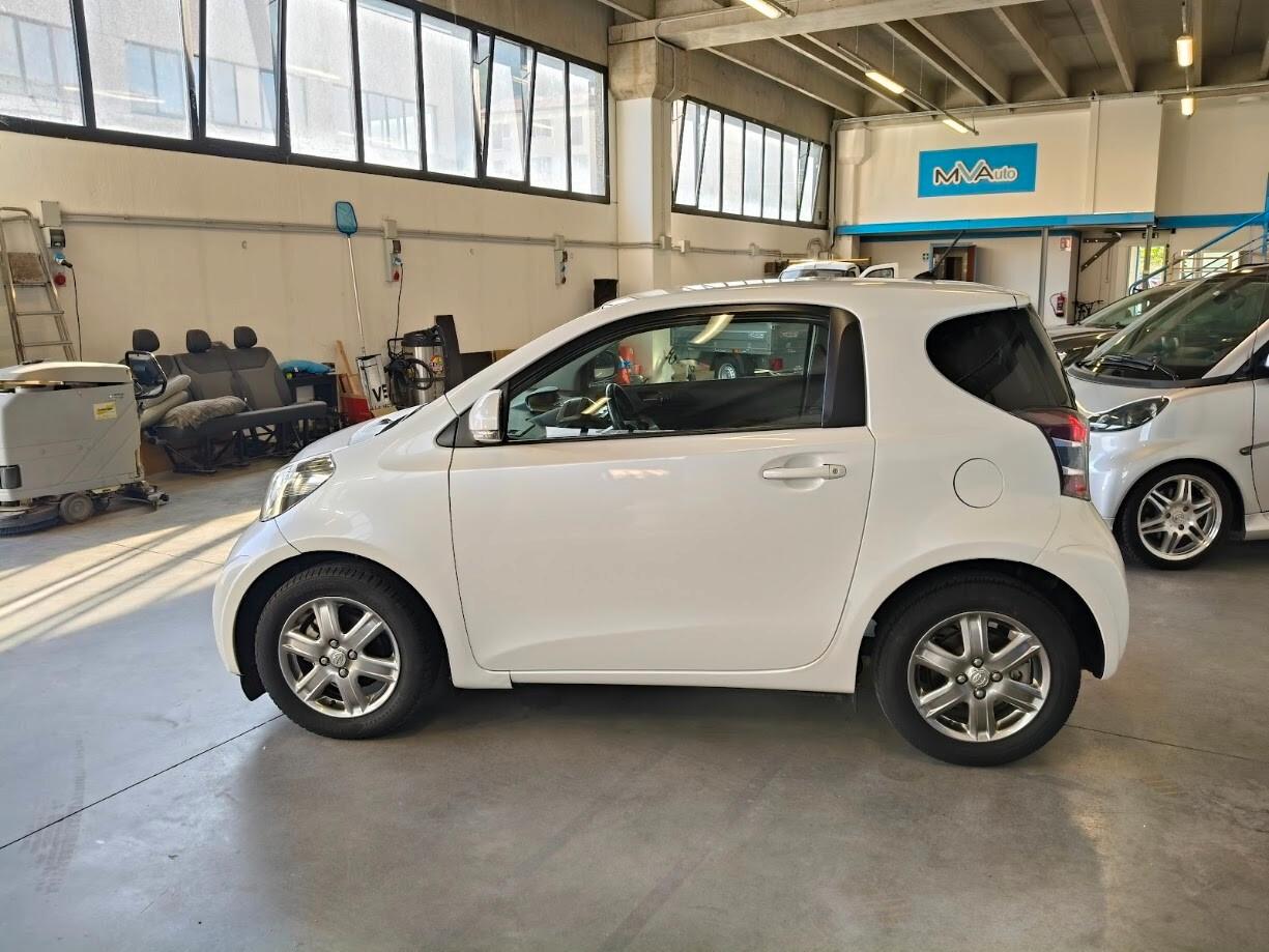 Toyota iQ 1.0 Sol CAMBIO AUTOMATICO POCHI KM