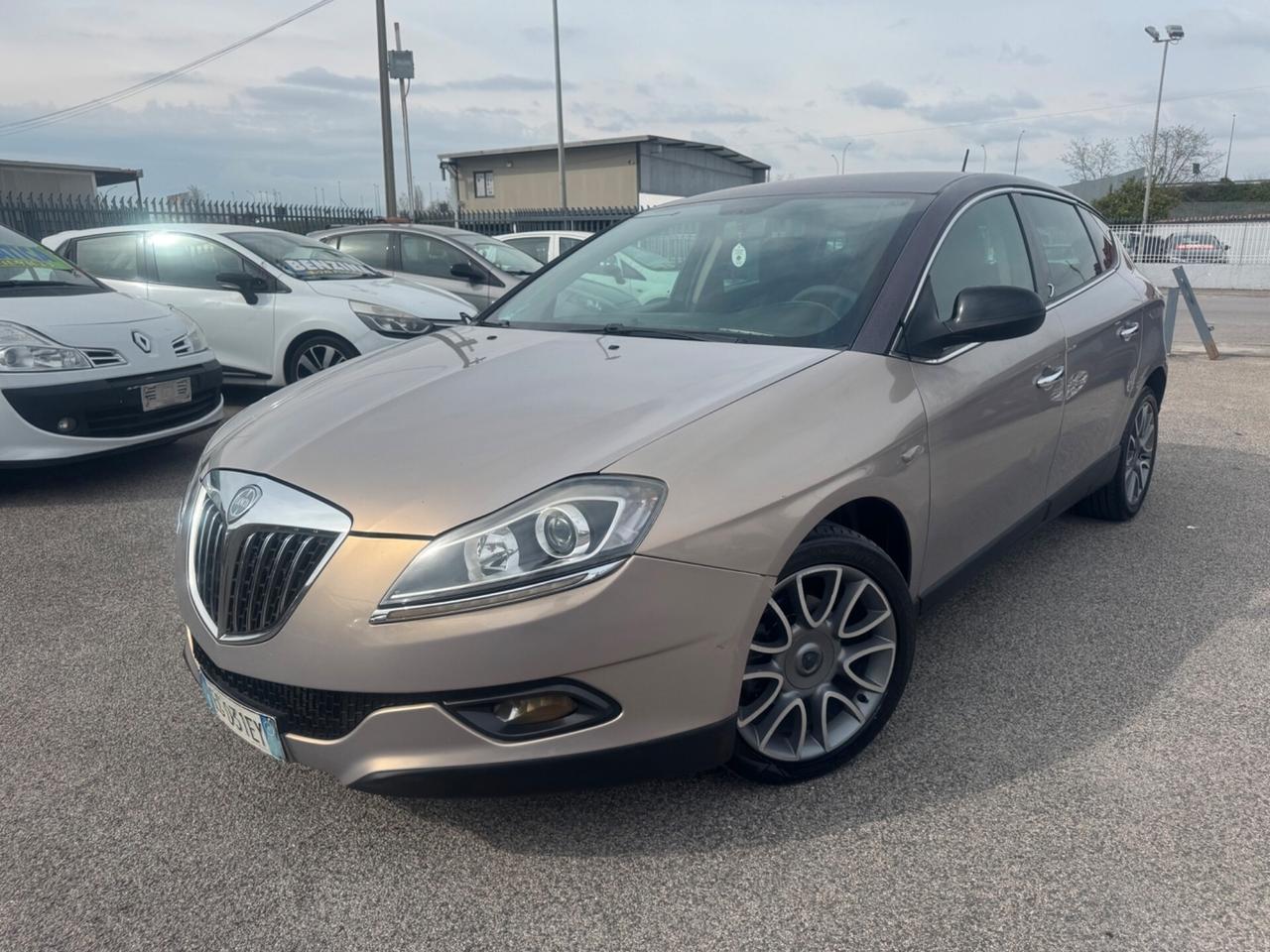 Lancia Delta 1.6 MJT DPF 105 CV Gold