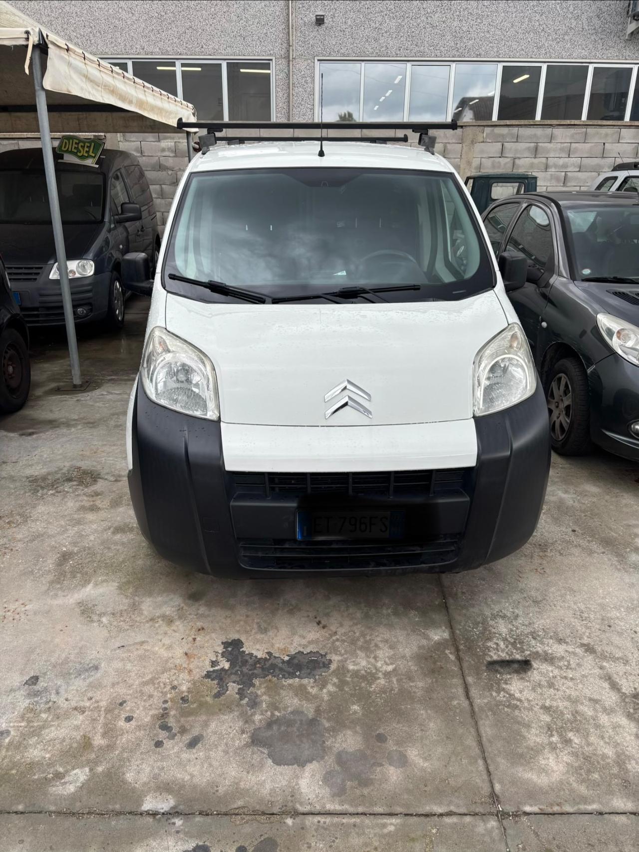 Peugeot bipper autocarro