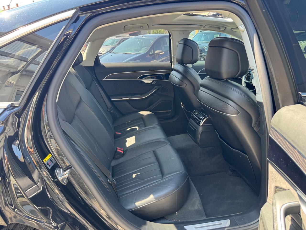 Audi A8 50 TDI 3.0 quattro tiptronic