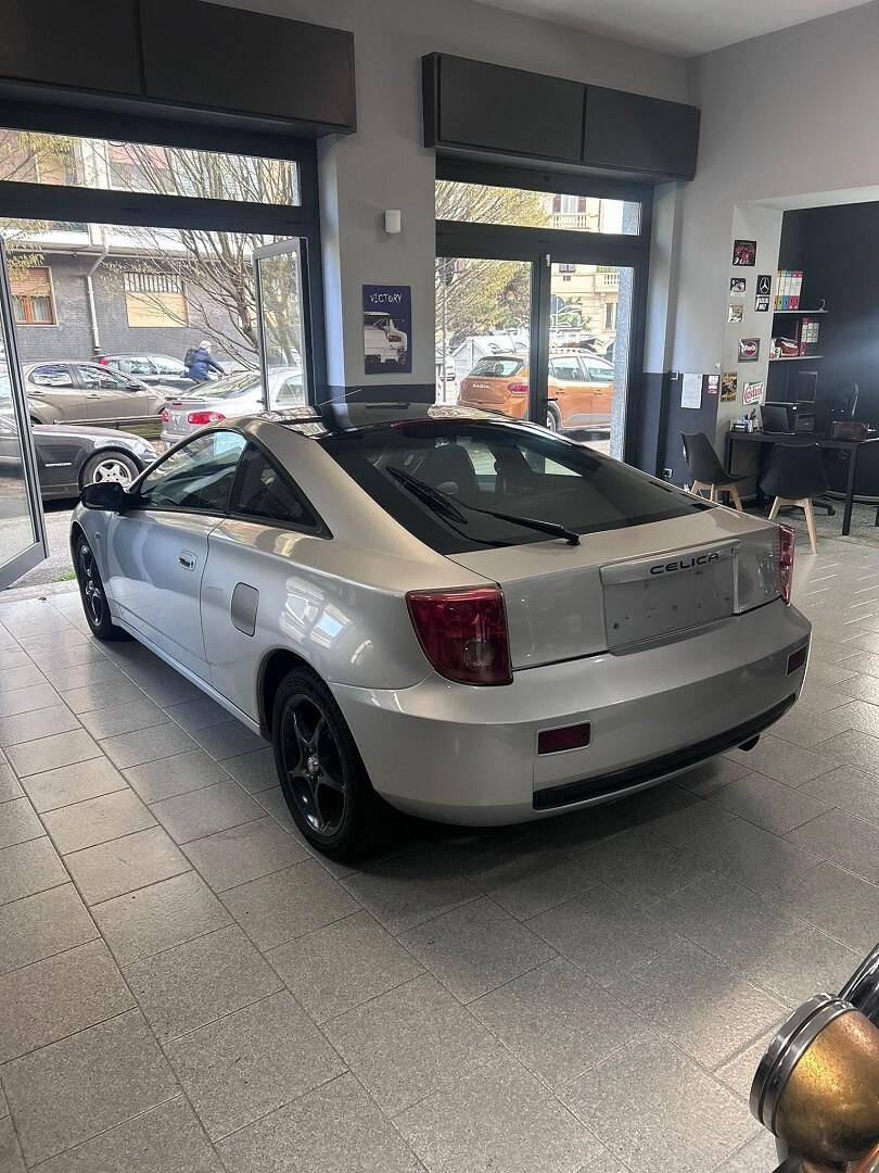 Toyota Celica uniproprietario