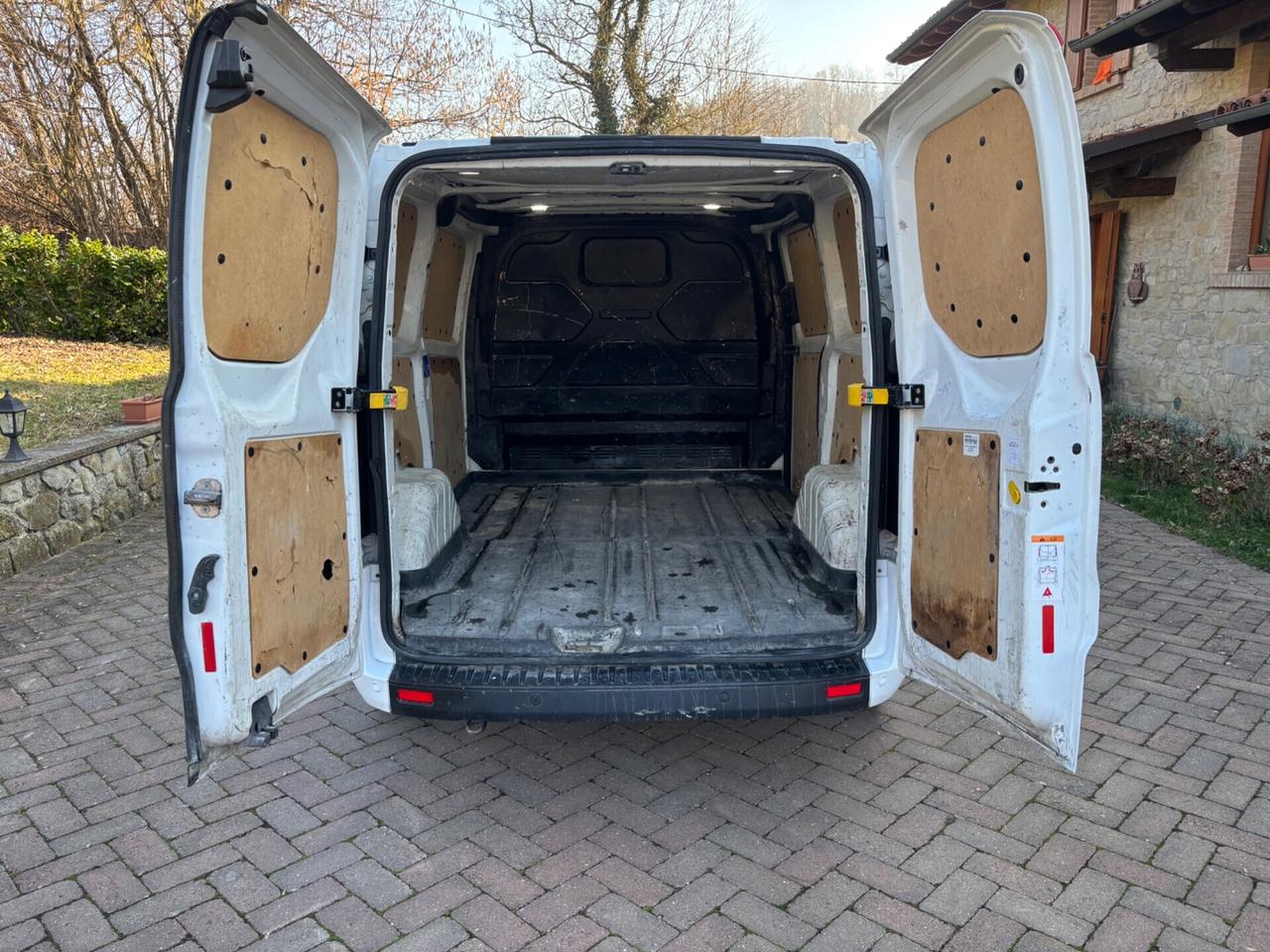 Ford Transit Custom 280 2.0 EcoBlue Hybrid 130 PC Furg. Titanium