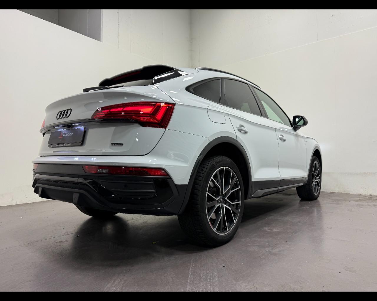 AUDI Q5 SPORTBACK 40 TDI QUATTRO S-TRONIC S-LINE PLUS