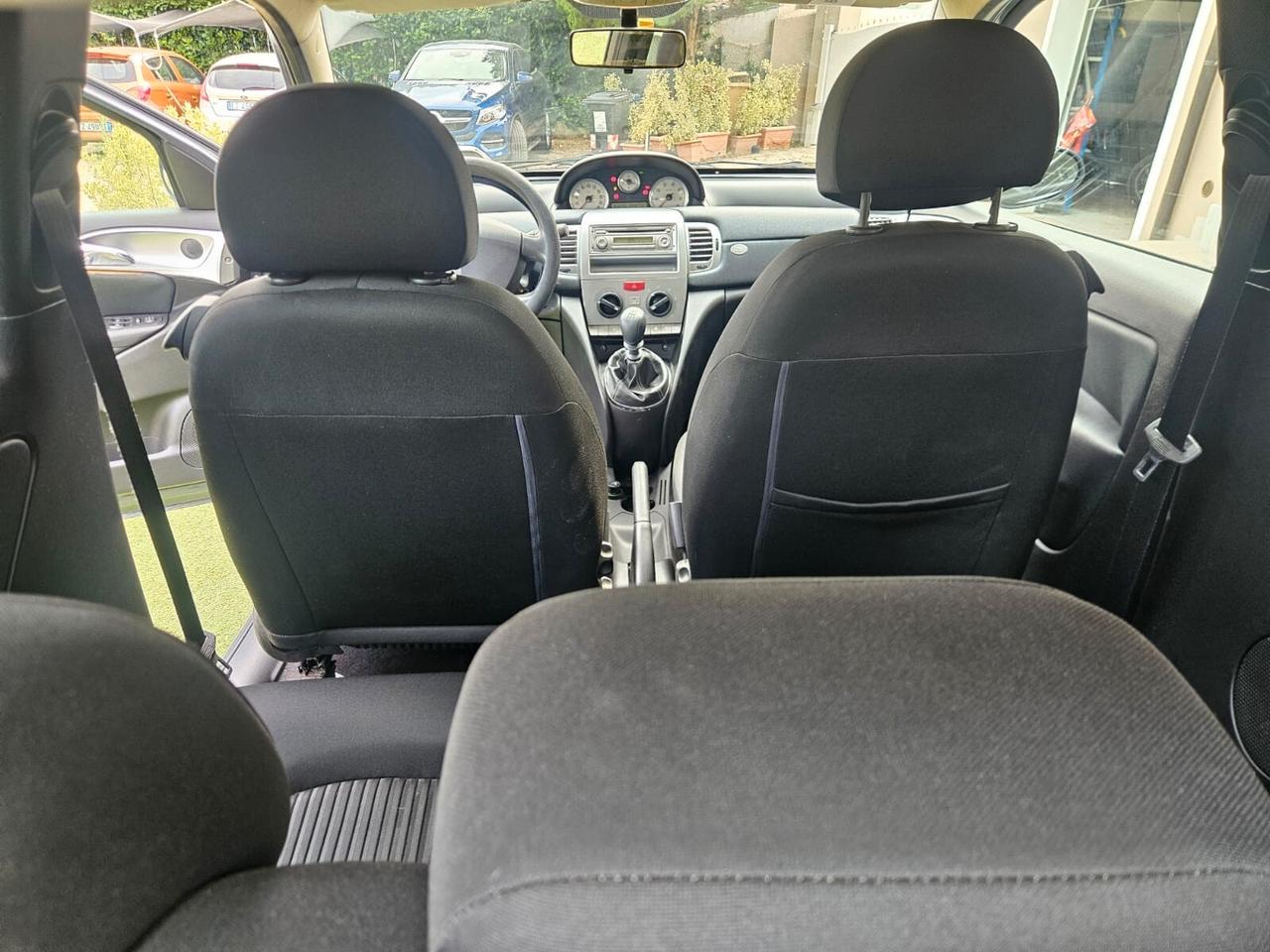 Lancia Ypsilon 1.2 Oro