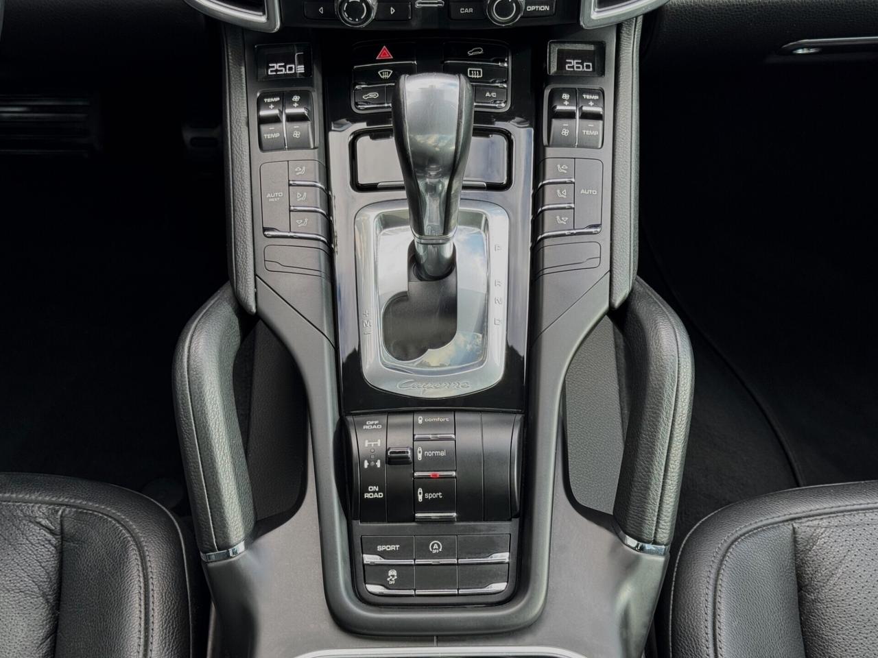 Porsche Cayenne 3.0 V6 TDI 245CV Tip TETTO SOSPENSIONI