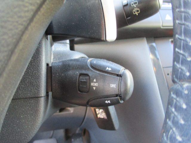 PEUGEOT 3008 1.6 HDi 110CV cambio robotizzato Outdoor