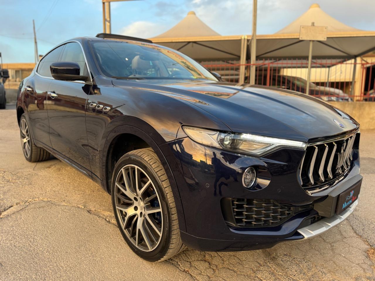 MASERATI LEVANTE 3.0 D V6 275 FUL R21 TETTO