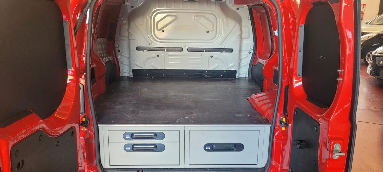 Fiat Fiorino 1.3 MJT 95CV Cargo