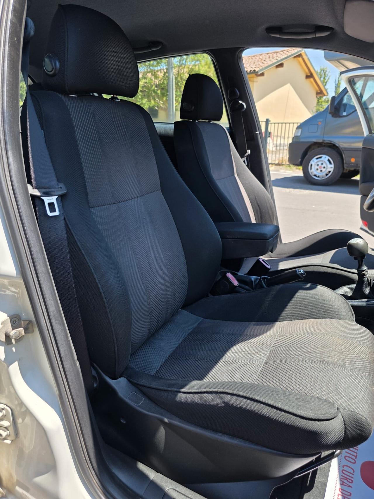 Alfa Romeo 147 1.9 JTD (120) 5 porte Progression