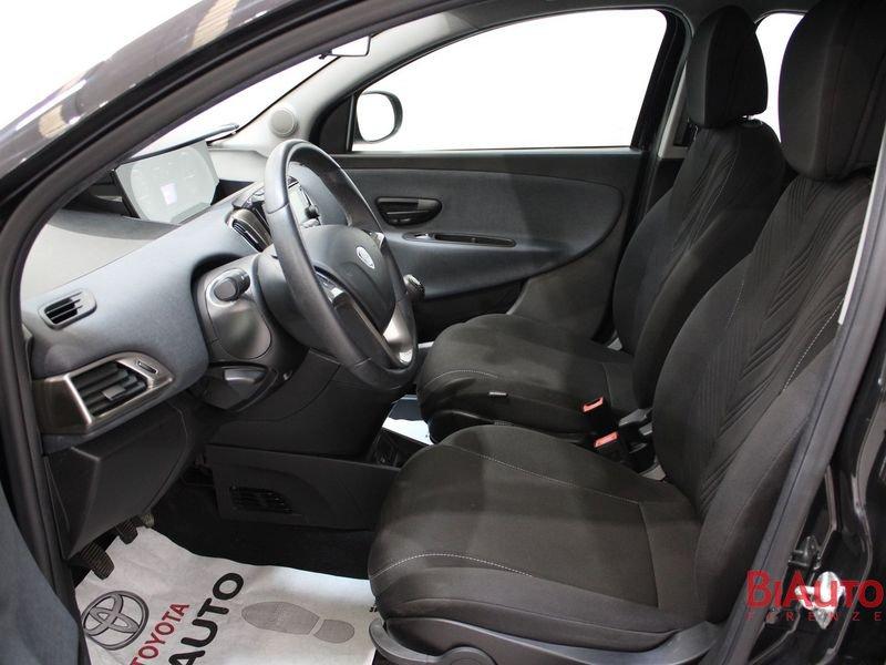 Lancia Ypsilon Ypsilon 1.0 firefly hybrid Gold s&s 70cv 5p.ti