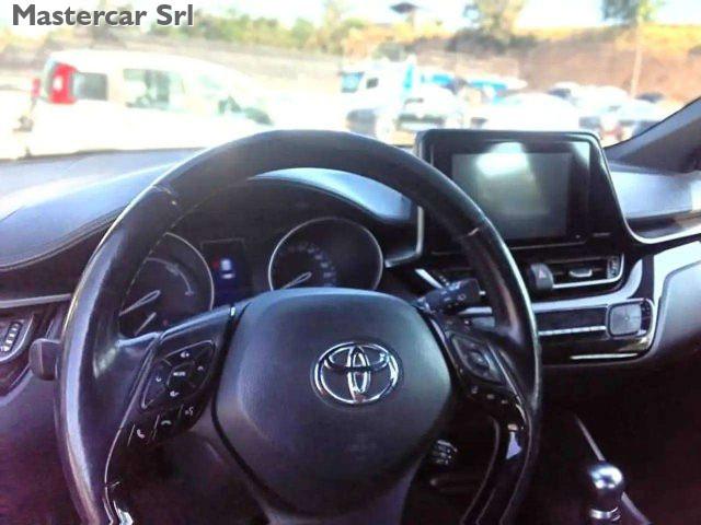 TOYOTA C-HR C-HR I 2016 1.8h Business 2wd e-cvt - FR567AS