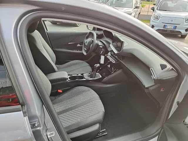 Peugeot 208 1.2 PureTech 100cv ALLURE KM ZERO