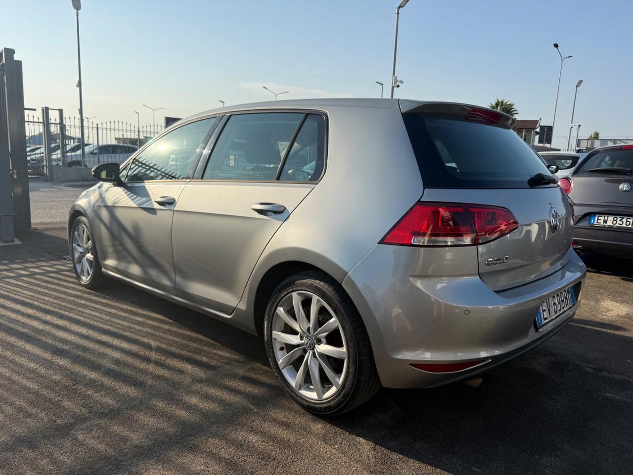 Volkswagen Golf 1.6 TDI 5p. Highline