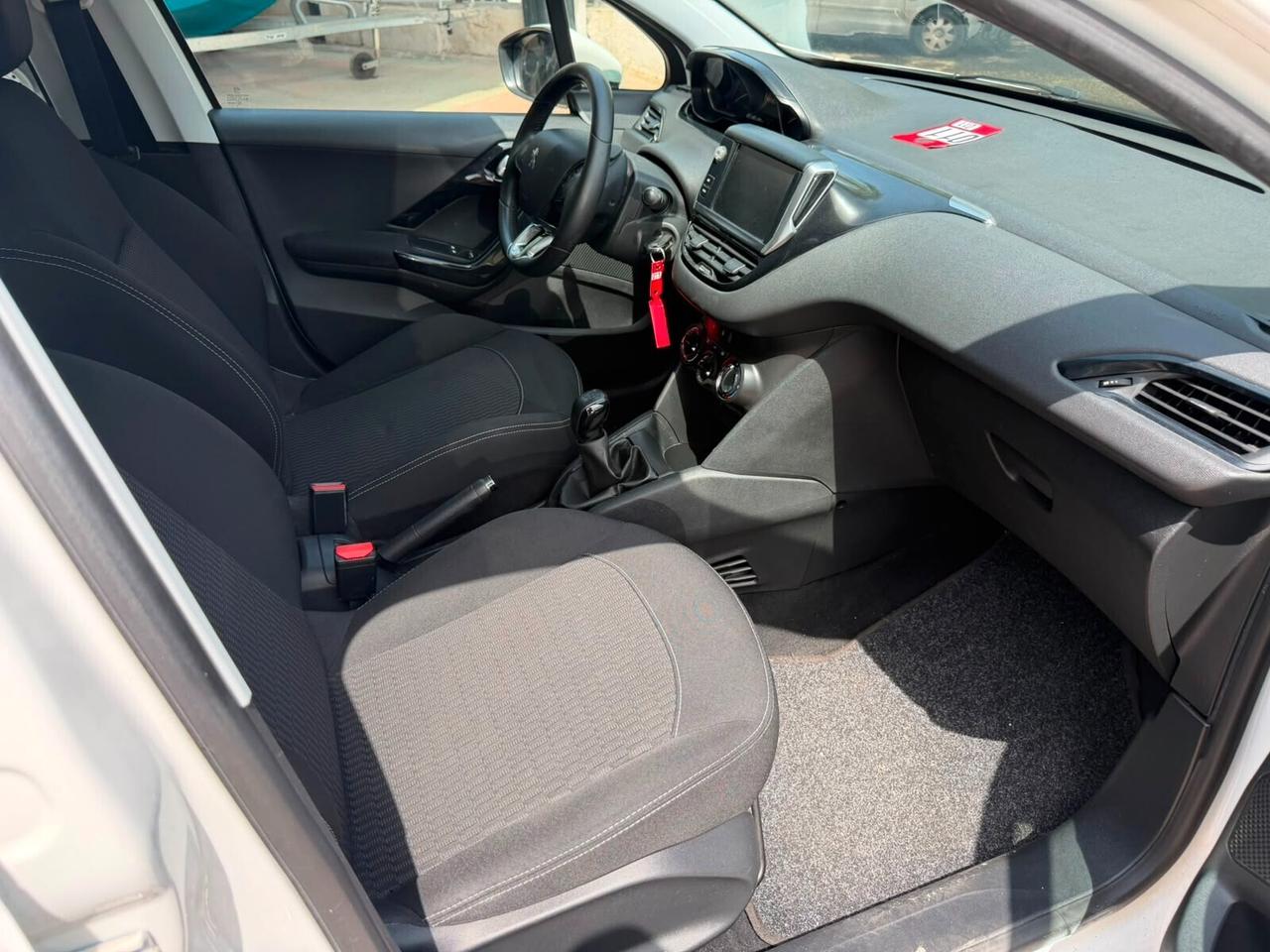Peugeot 208 PureTech 82 Stop&Start 5 porte Allure