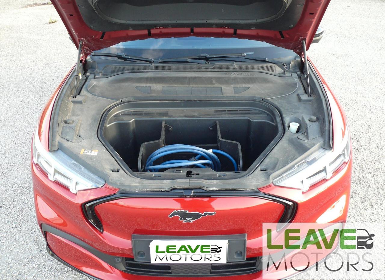 Ford Mustang Mach-E AWD 351 CV (M1483)