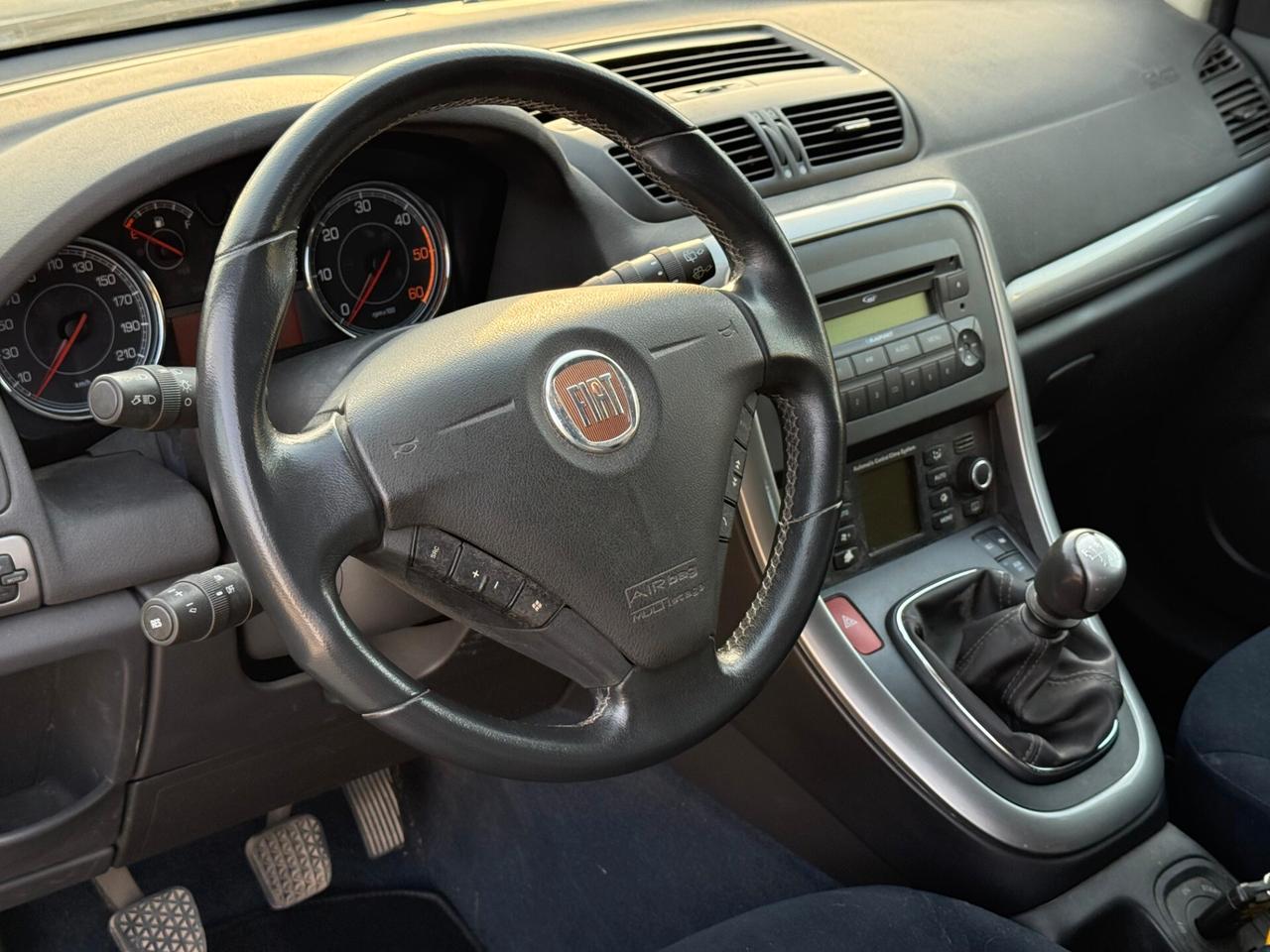 Fiat Croma 1.9 Multijet Emotion