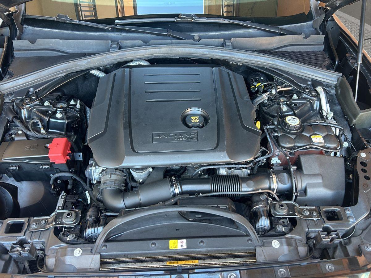 JAGUAR - F-Pace - 2.0 D 180 CV aut. R-Sport