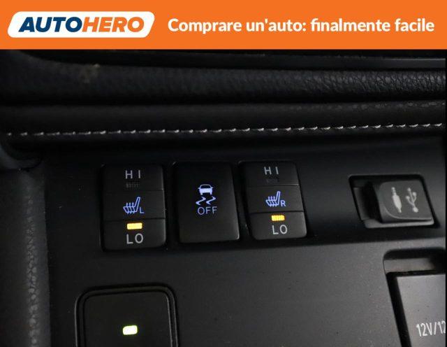 TOYOTA Auris Touring Sports 1.8 Hybrid Lounge
