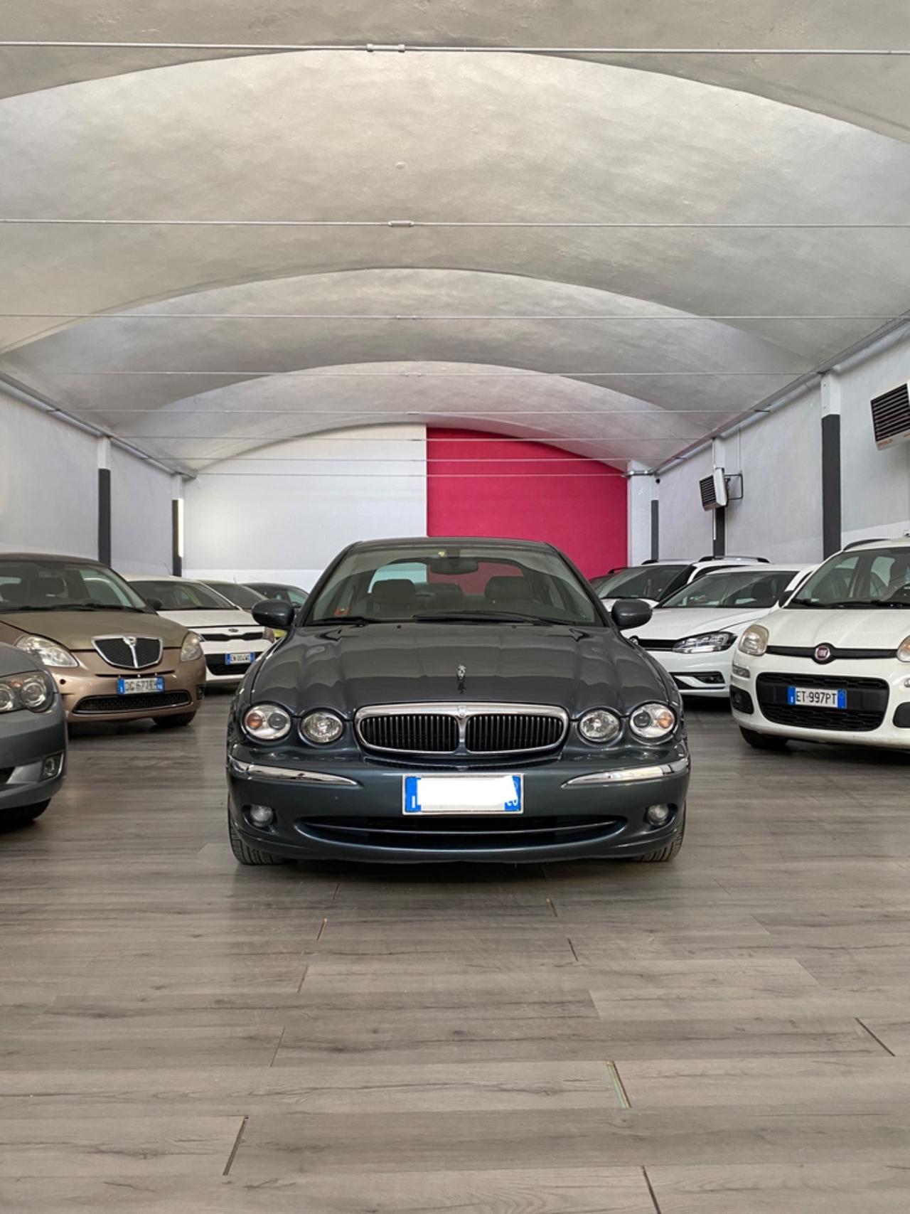 Jaguar X-Type 2.5 V6 24V cat Executive