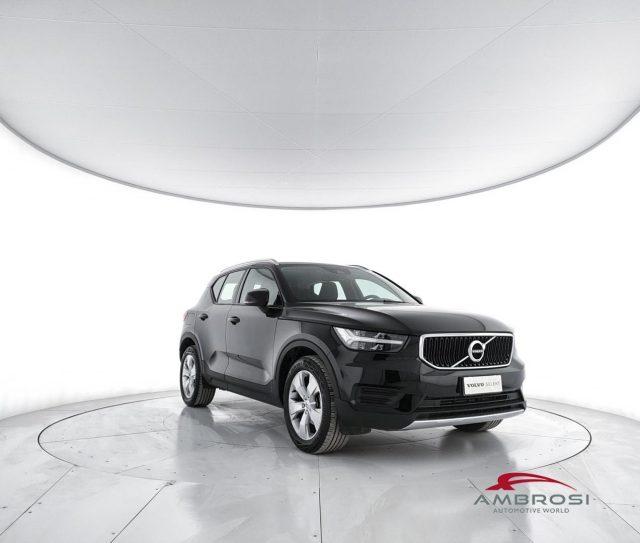 VOLVO XC40 T3 Geartronic Momentum