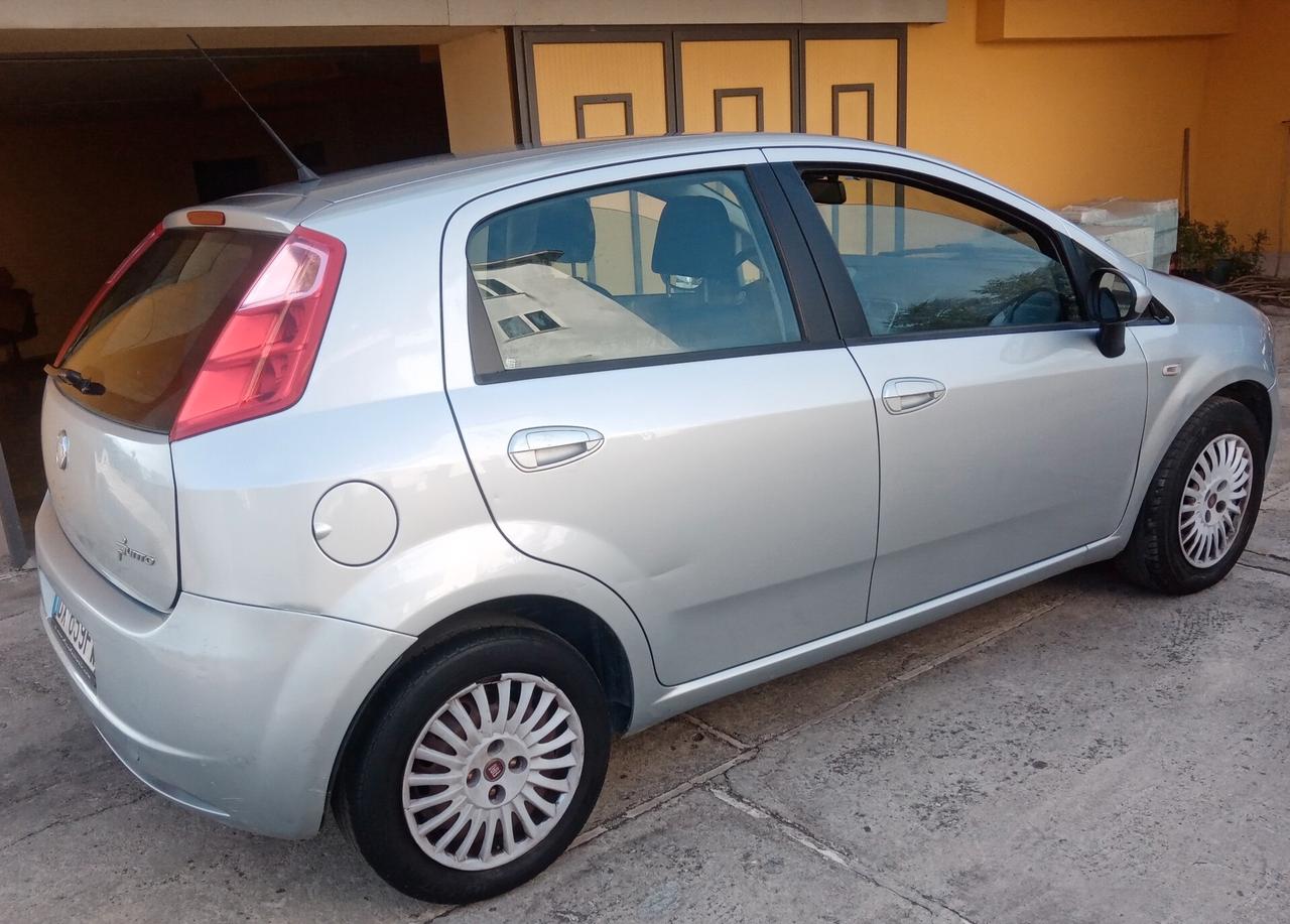 Fiat Grande Punto 1.3 MJT 75 CV 5 porte Dynamic 2009