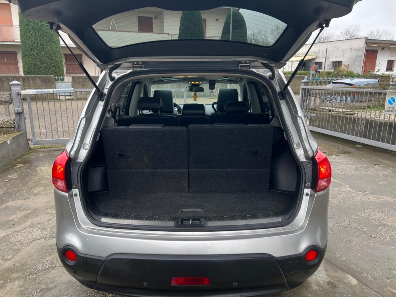 NISSAN QASHQAI 2.0 DIESEL 4X4 7 POSTI FULL OPTIONAL