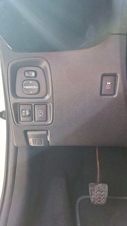 Peugeot 108 VTi 72 5 porte con telecamera