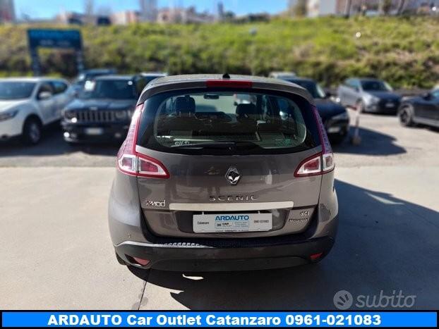 Renault Scénic X-Mod 1.5 dCi 110CV Dynamique