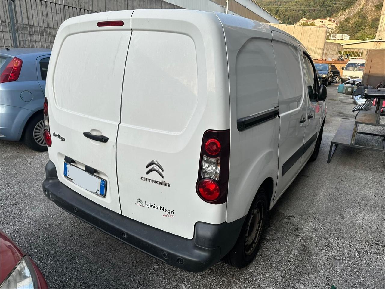 Citroen Berlingo EURO 6B-TESTATA DA SISTEMARE