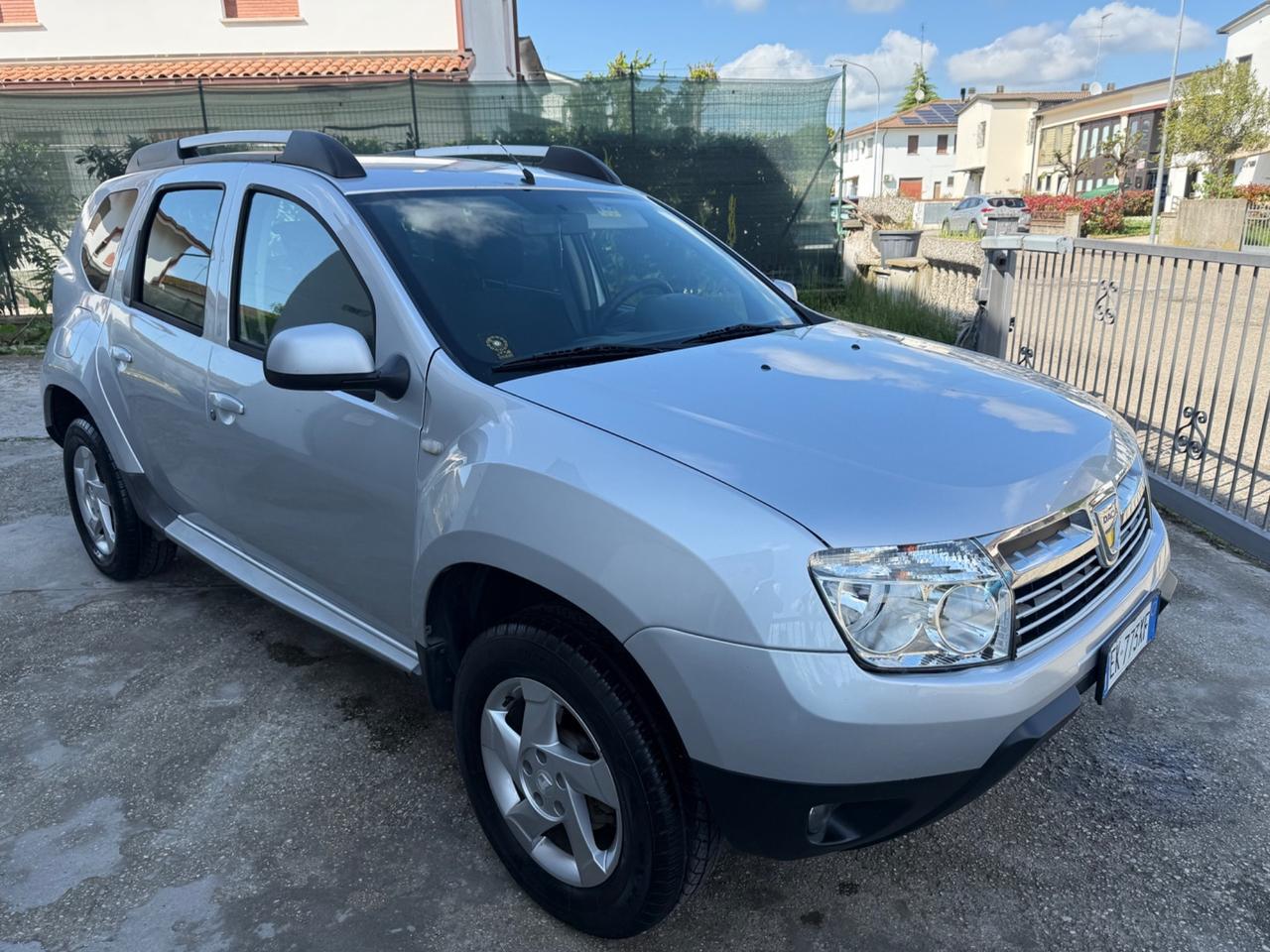 Dacia Duster 1.6 GPL DI SERIE 2032 NEOPAT. 2012