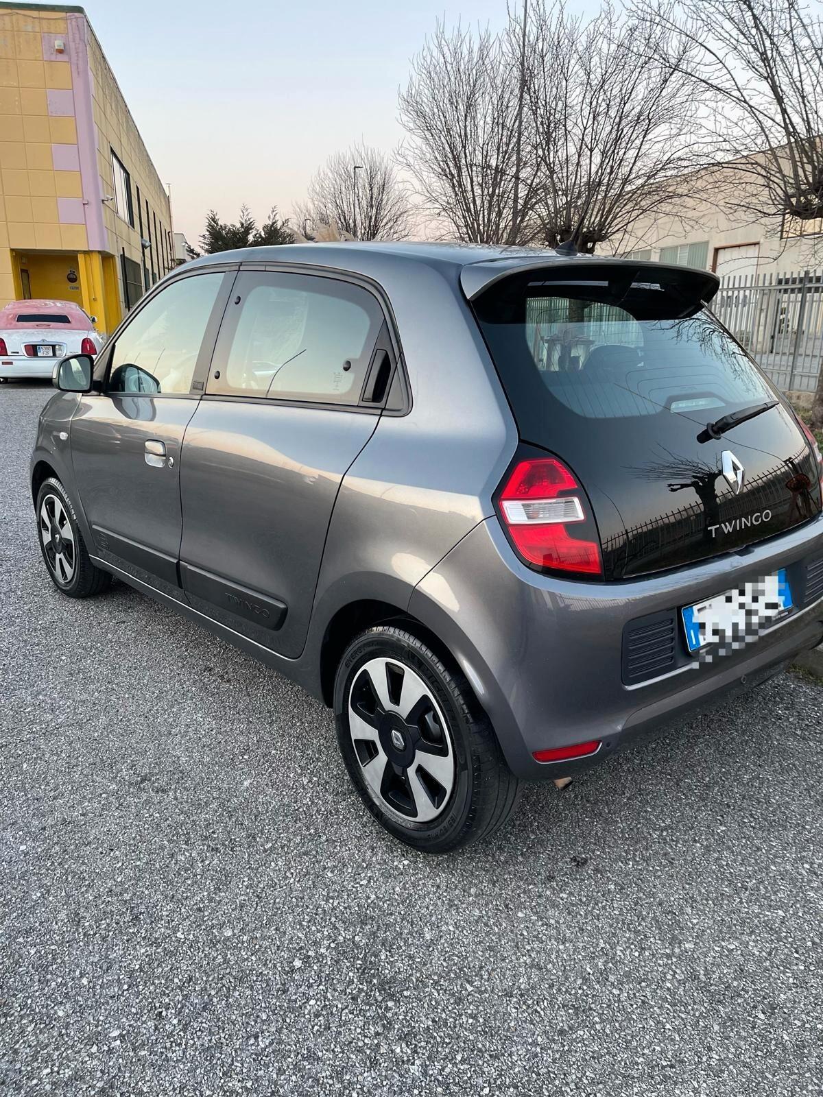 NEOPATENTATI Renault Twingo SCe EDC Lovely