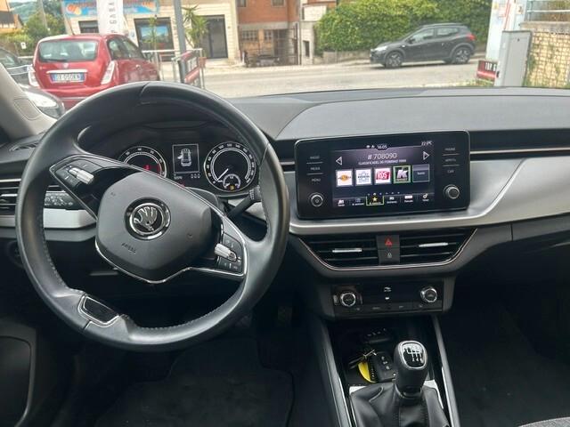 Skoda Kamiq 1.0 TSI 110 CV Black Dots