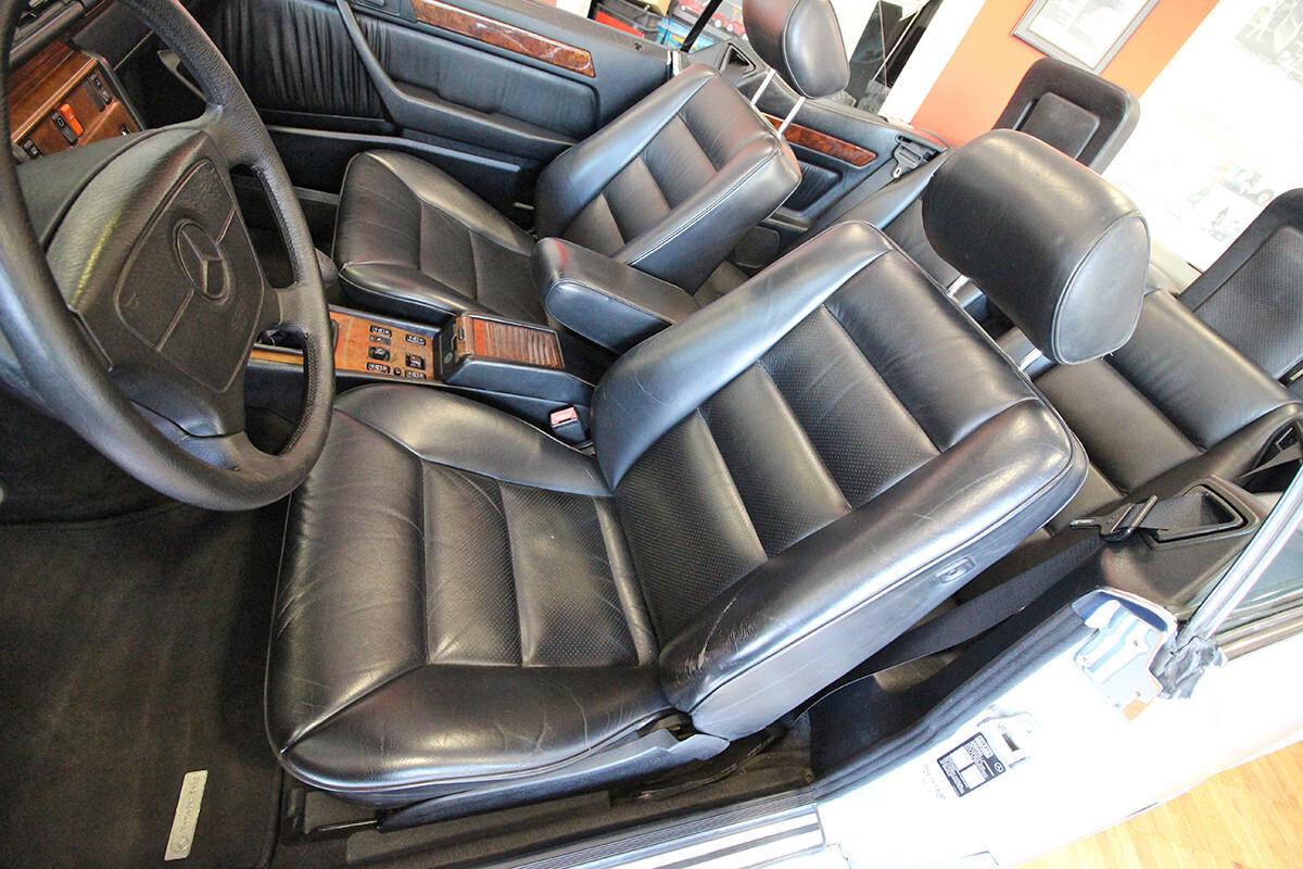 Mercedes-benz 300 CE-24 cat Cabriolet