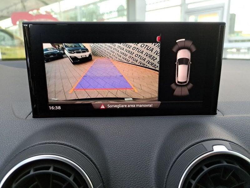 Audi Q2 Q2 35 TFSI Identity Black